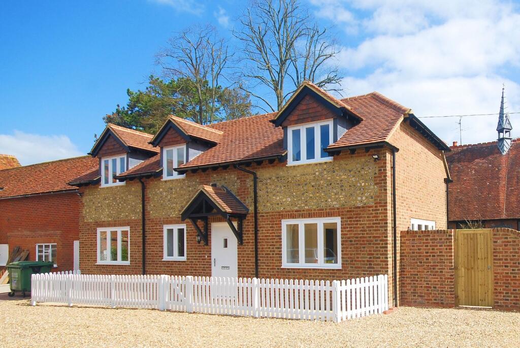 Main image of property: Wendover High Street