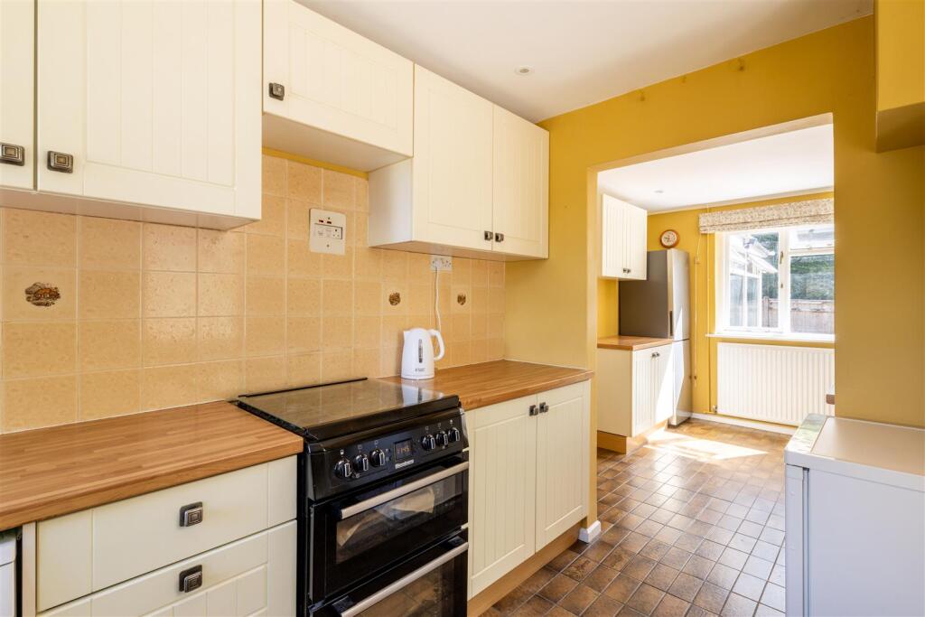 House in Brighton - View 3