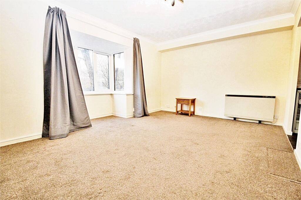 Apartment in Southall - View 2