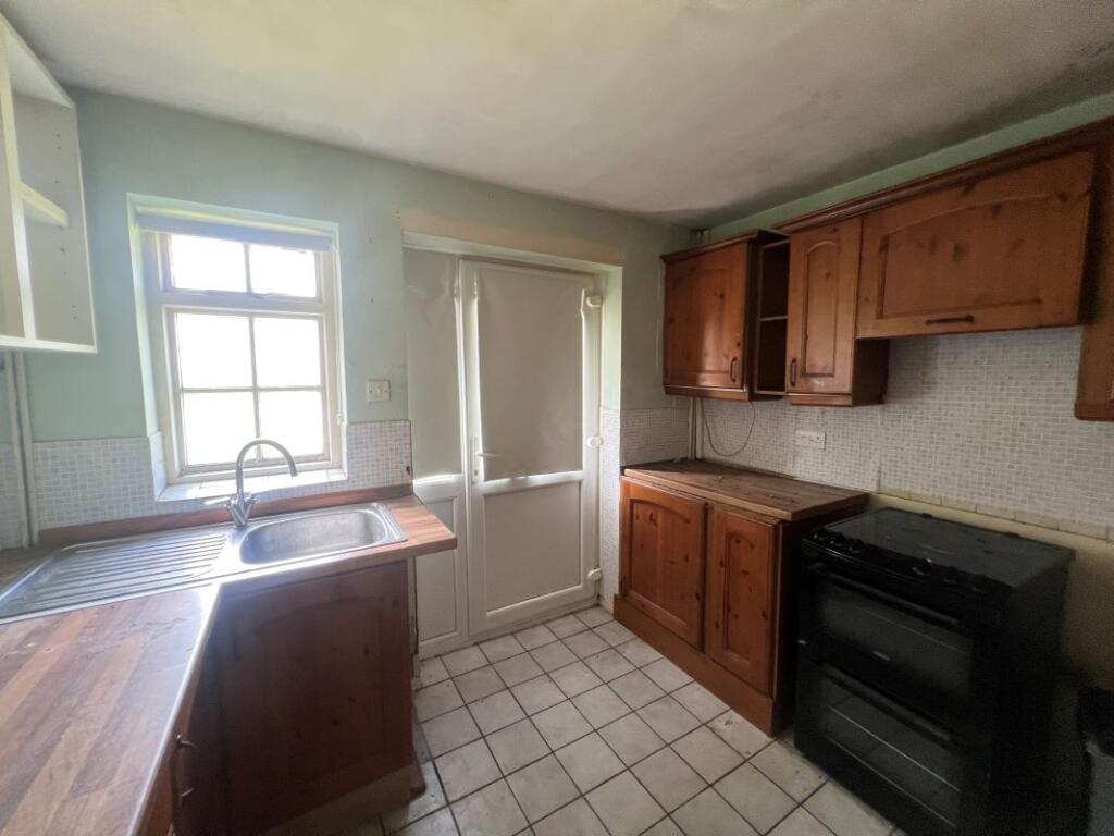 Additional image 4 of Pound Cottage, 1 Bickenhill Green Court, Church Lane, Bickenhill, Solihull, B92 0DN