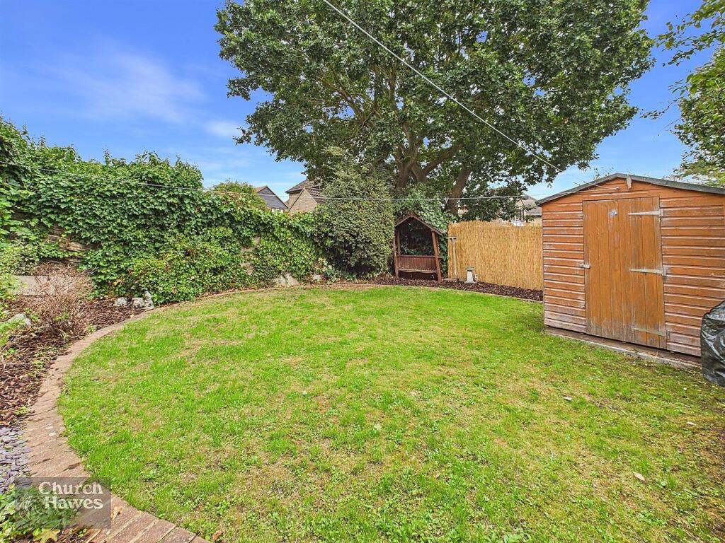 House in Chelmsford - More