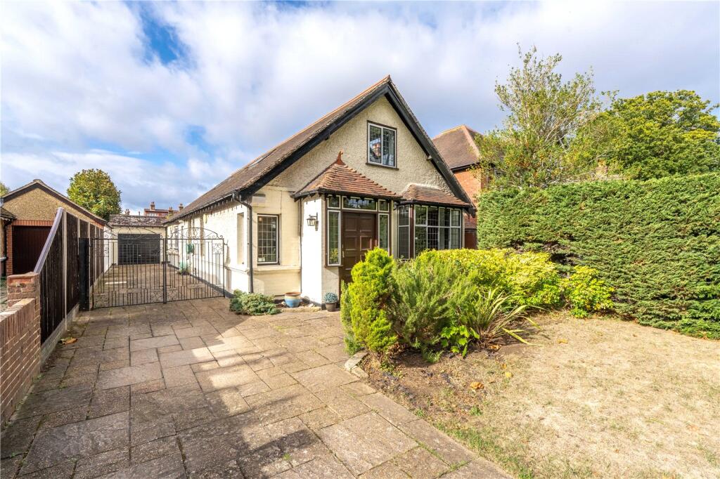 3-bed detached on Wensleydale Road, Hampton, TW12, £1,300,000