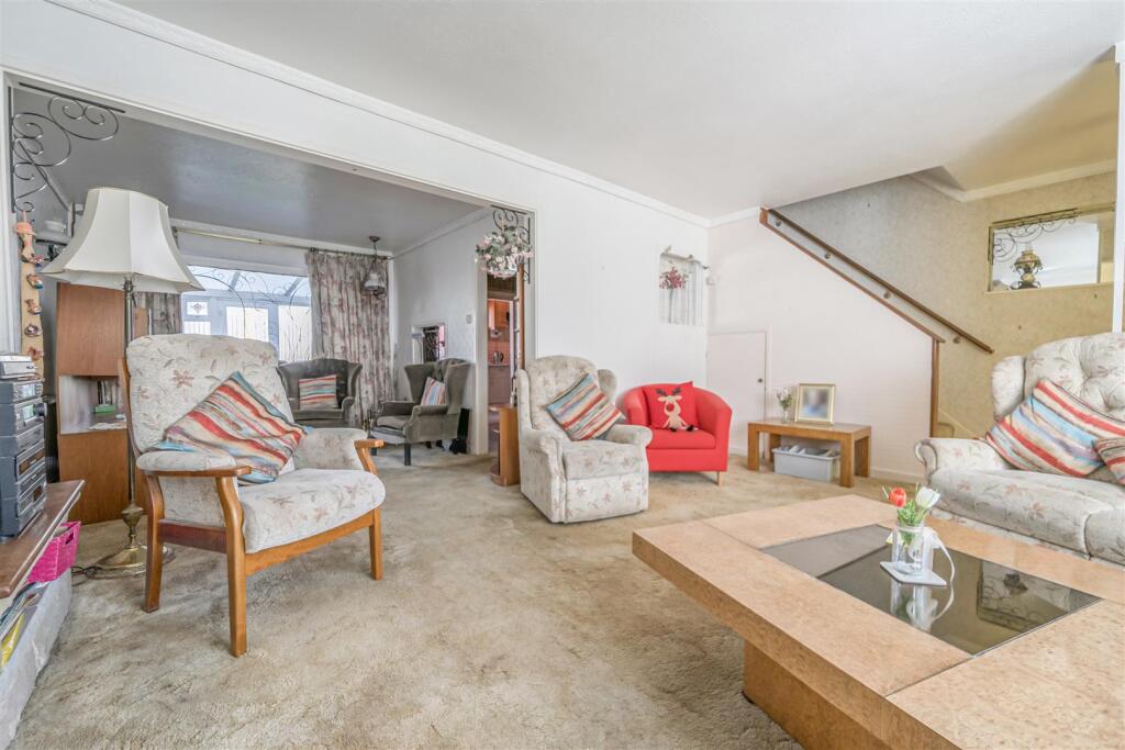 Webster Close, Altwood Area, Maidenhead, SL6 photo 3