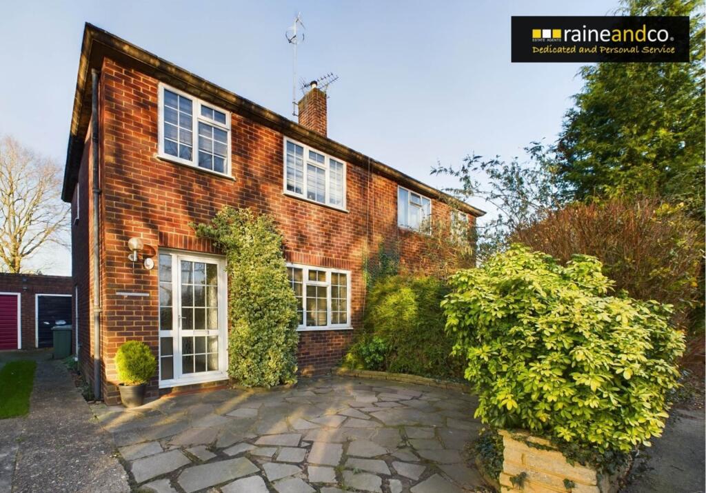 Main image of property: Clive Close, Potters Bar