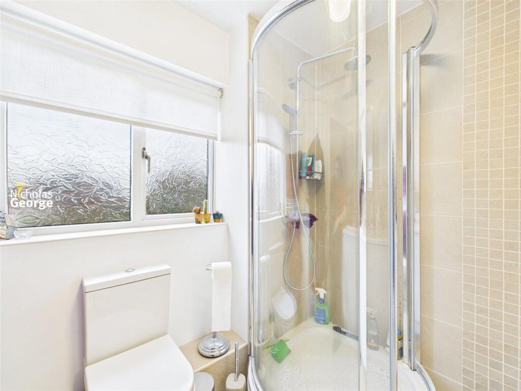 Additional image 18 of Foxes Meadow, Cotteridge, B30 1BQ
