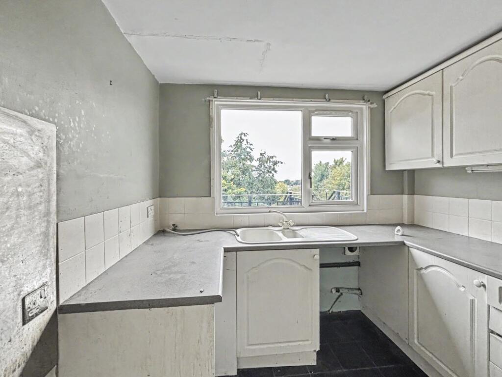 Apartment in Leeds - More