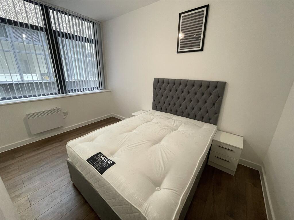 Apartment in Liverpool - View 3