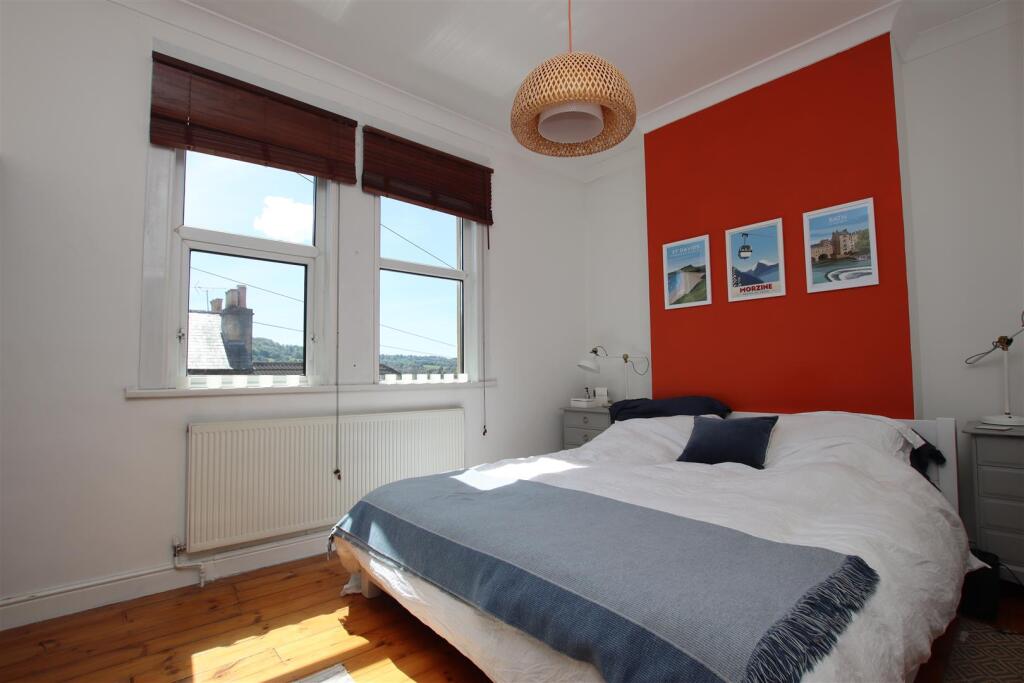 House in Bath - View 5