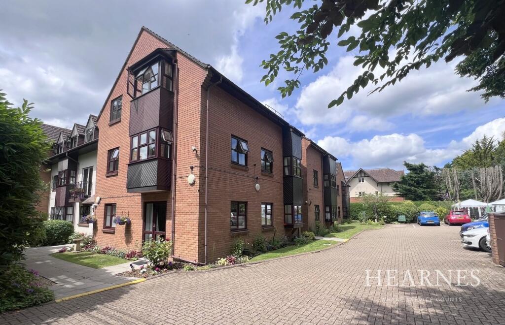 Moorside Road, West Moors, Ferndown, BH22, Ferndown