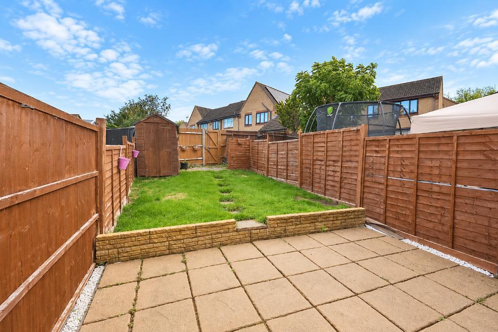 Coverack Place, Tattenhoe, Milton Keynes, Buckinghamshire, MK4 3BA photo 4