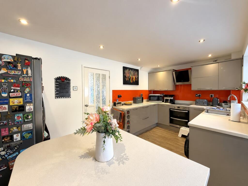 House in Stratton St Margaret, Swindon - View 5