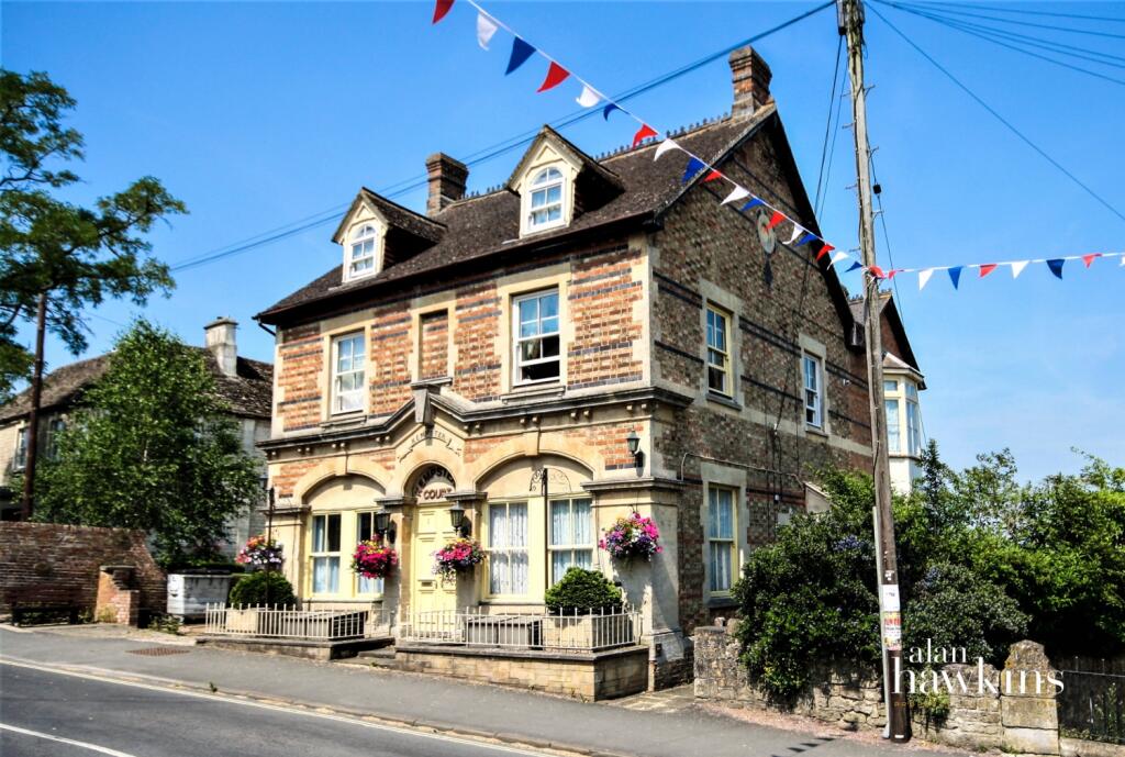 Main image of property: High Street, Purton, SN5