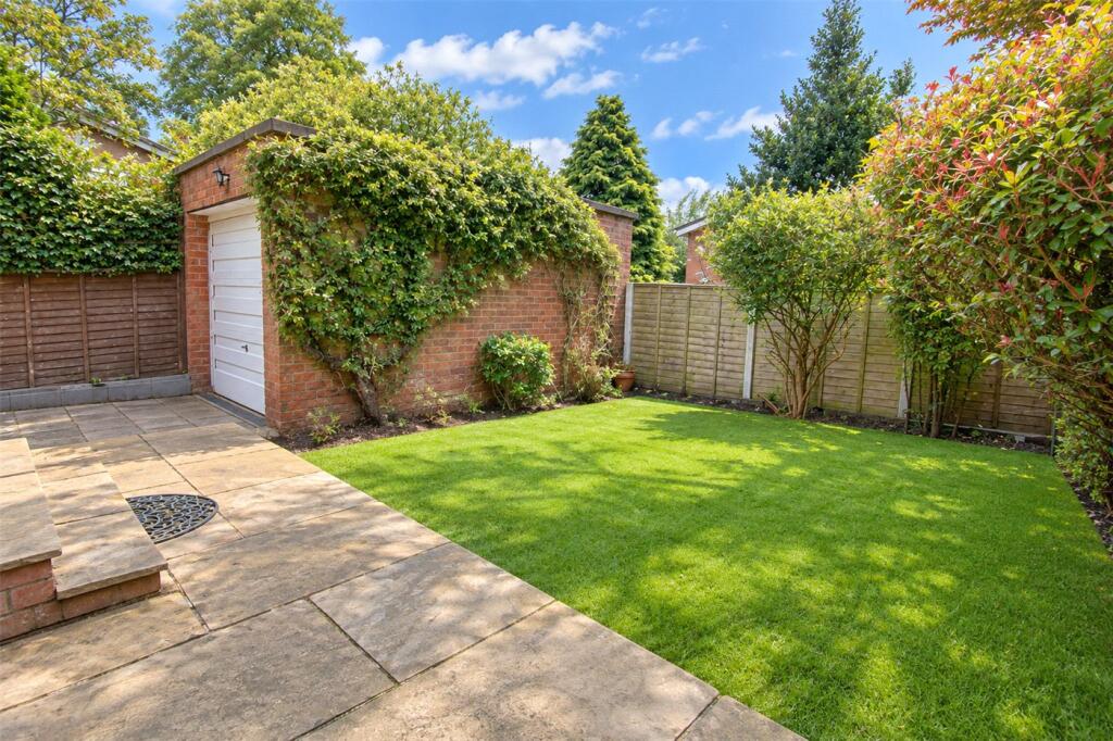 House in Wirral, Liverpool City Region - View 4