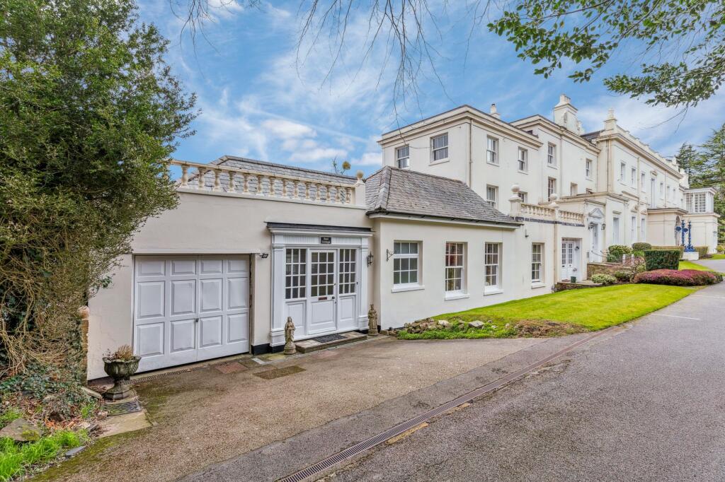 Main image of property: Loudwater Drive, Loudwater, WD3