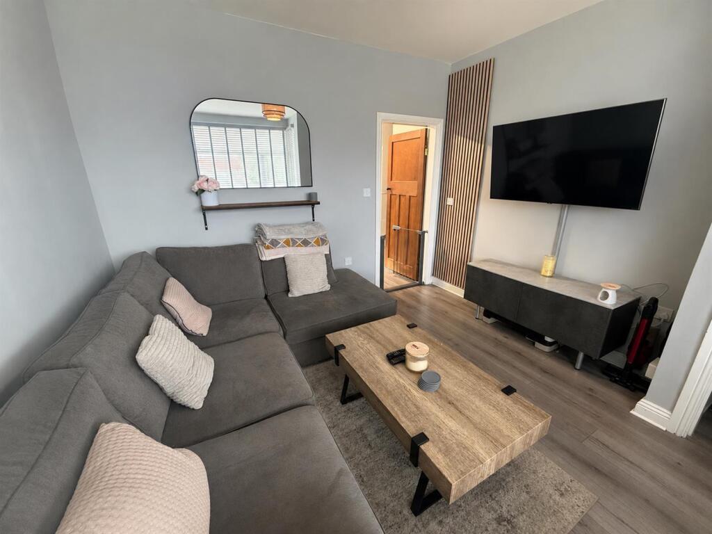 House in Stockport, Greater Manchester - View 2