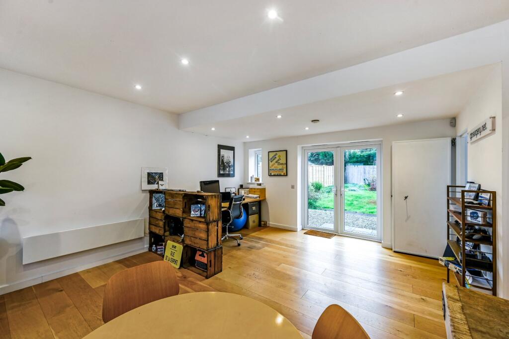 Ashford Road, St. Michaels, Tenterden, Kent, TN30 photo 2