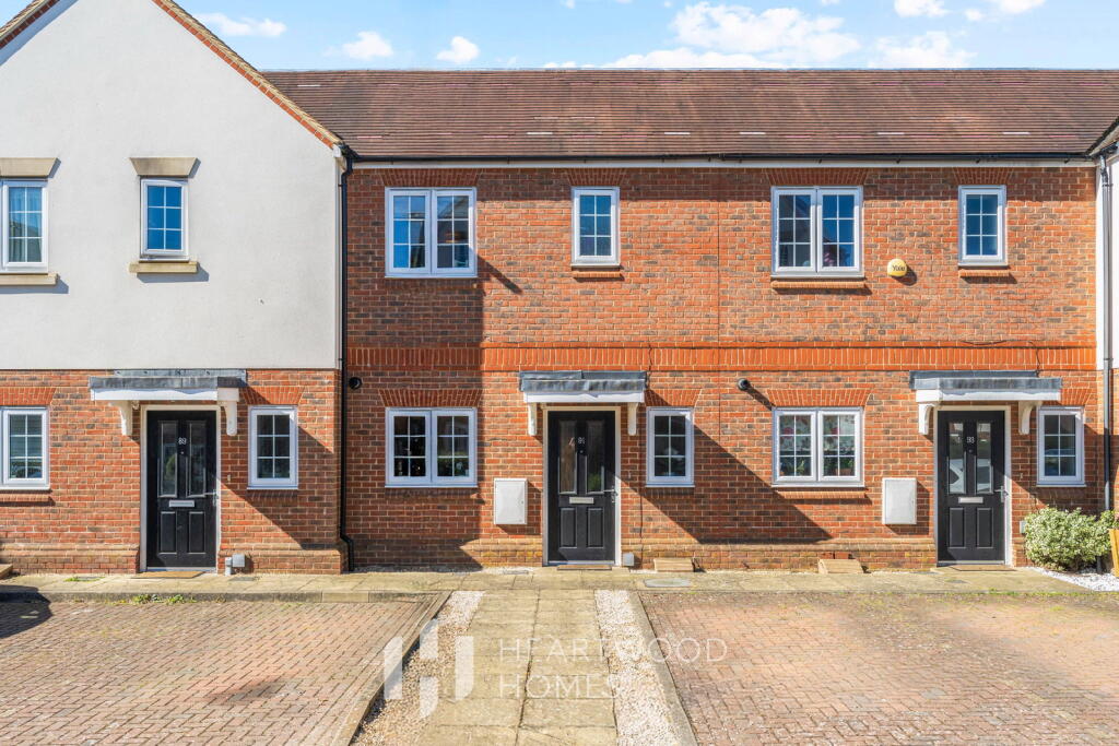 Mortimer Crescent, Kings Park, St. Albans, AL3 4GB, St. Albans