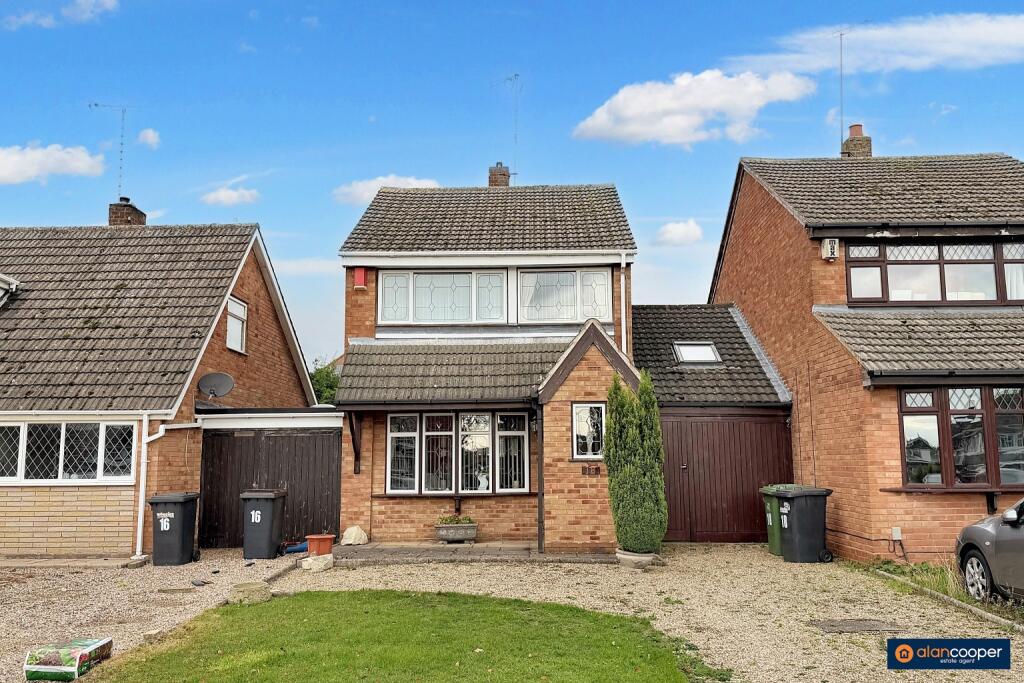 Main image of property: Silver Walk, Glendale, Nuneaton, CV10 7LY