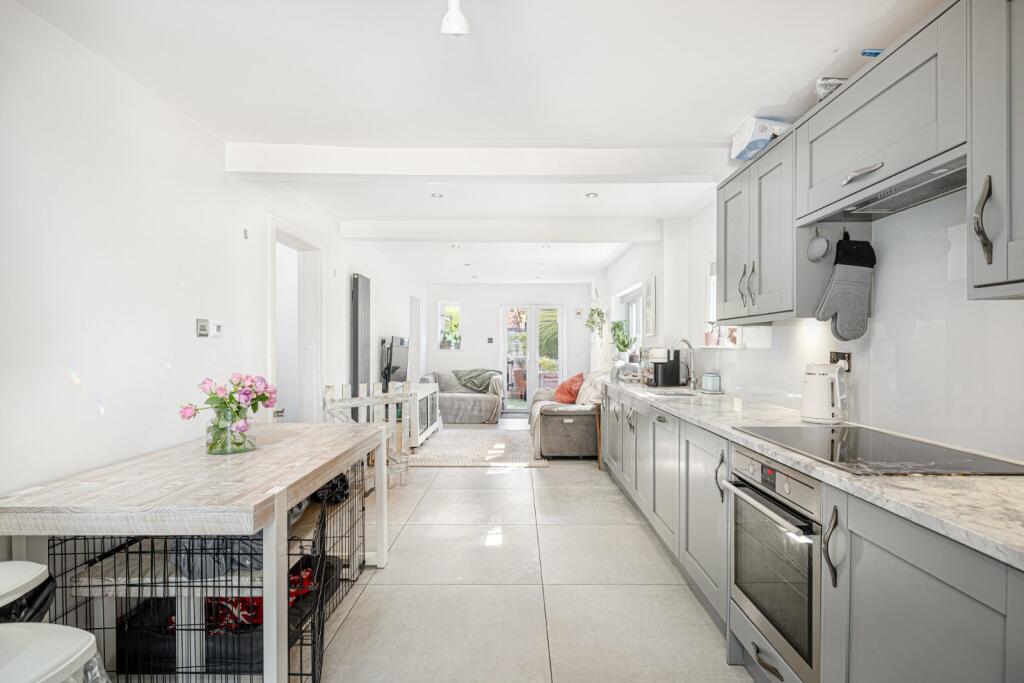House in Uttlesford, Little Hallingbury - View 3