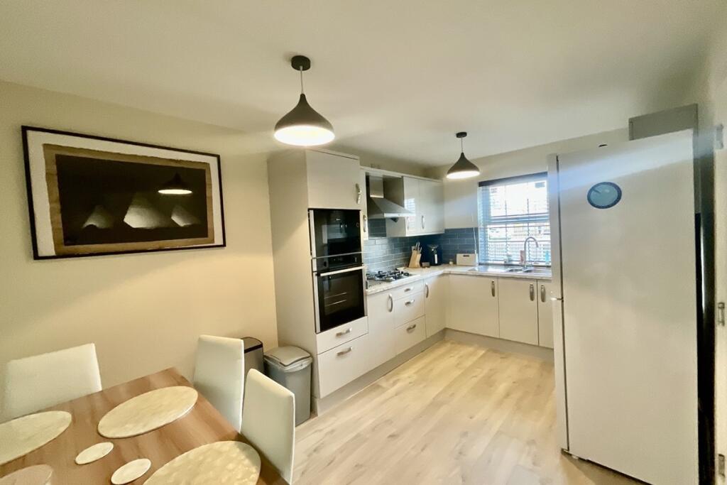 House in Rotherham, Wales - View 4