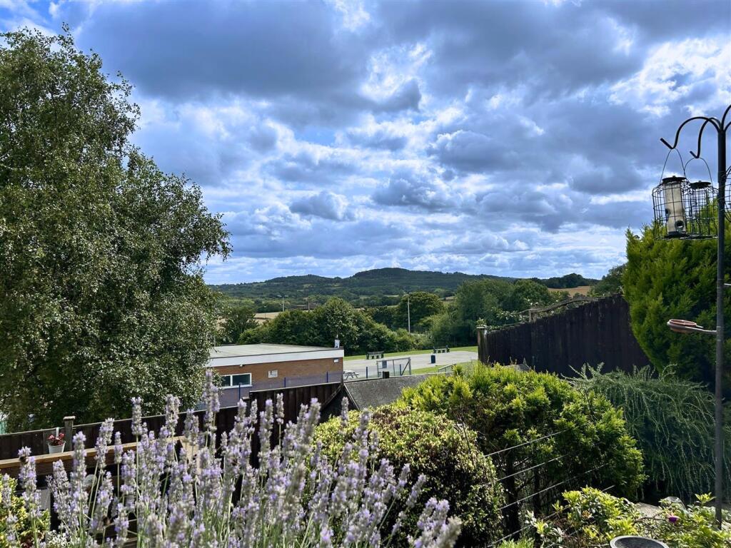 House in Dudley, Fatherless Barn - View 2
