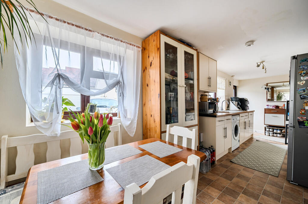 House in Warminster, Wiltshire - View 5