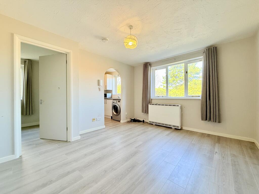 Main image of property: Cumberland Place, Catford, SE6