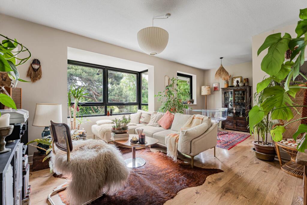 Main image of property: Southfield Park Flats, Oxford