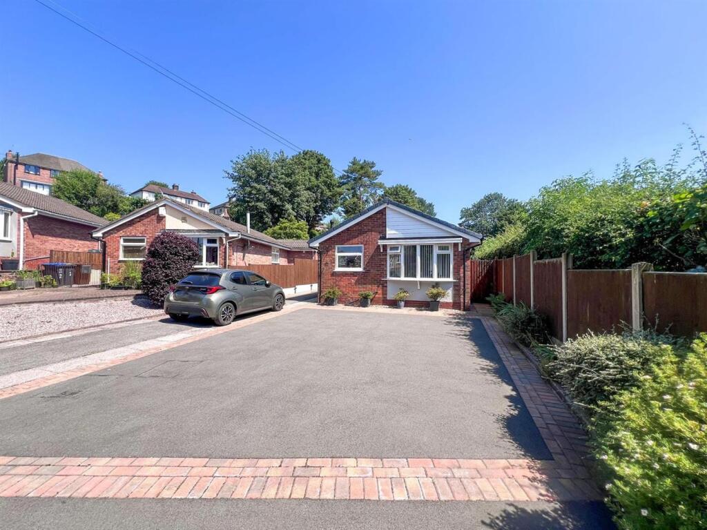 Main image of property: Westbourne Close, Leek, ST13 8EN