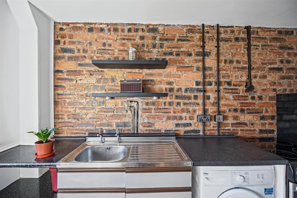 Apartment in East Kilbride, Kelvin Industrial (North), Kelvin - View 3