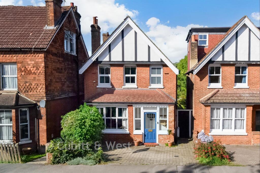 3-bed detached on Frenches Road, Redhill, Surrey, £600,000