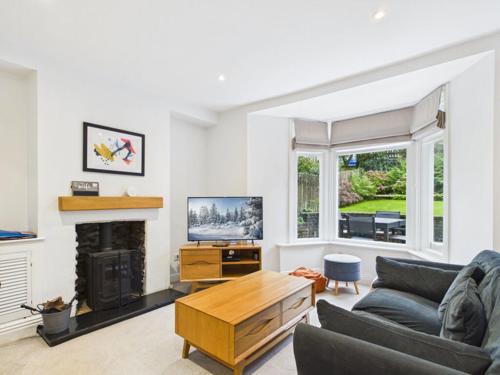 94 Craig Walk, Bowness-on-Windermere LA23 3AX photo 3