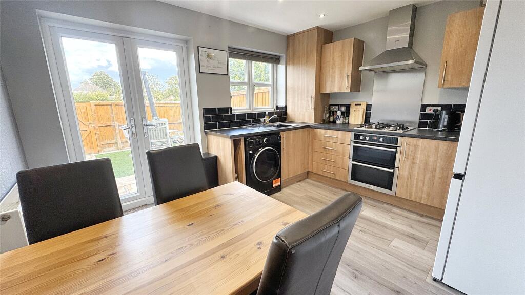 Rossiter Close, Melton Mowbray, Leicestershire photo 3