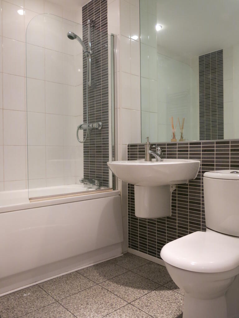 Apartment in Birmingham - View 5