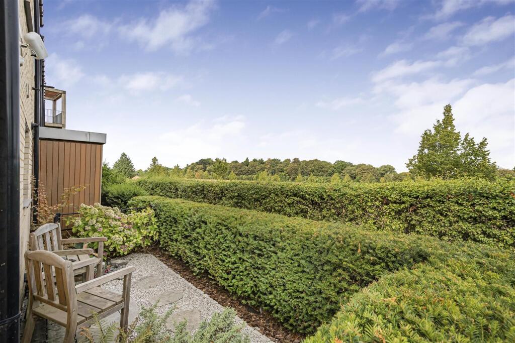 Otter Close, Trumpington, Cambridge photo 2
