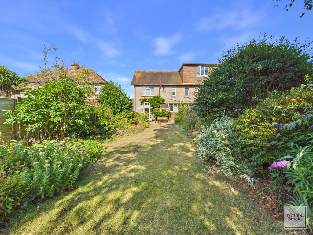 House in Portsmouth - View 4