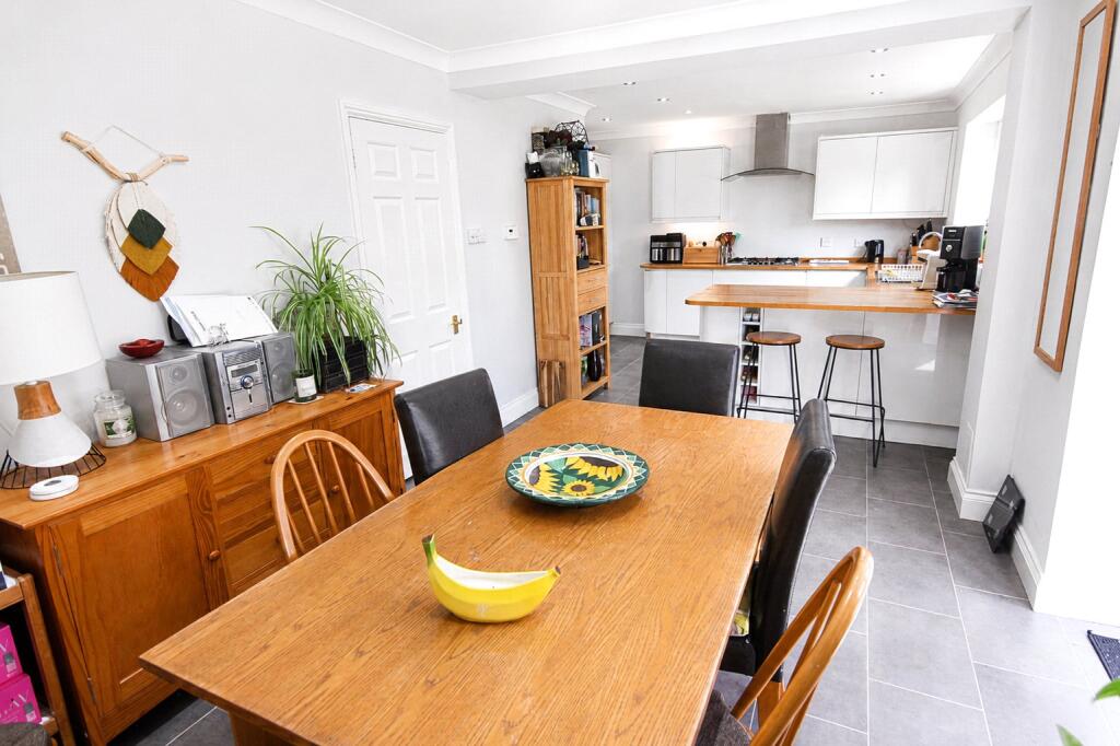 Tavistock Avenue, Ampthill, Bedfordshire, MK45 photo 2