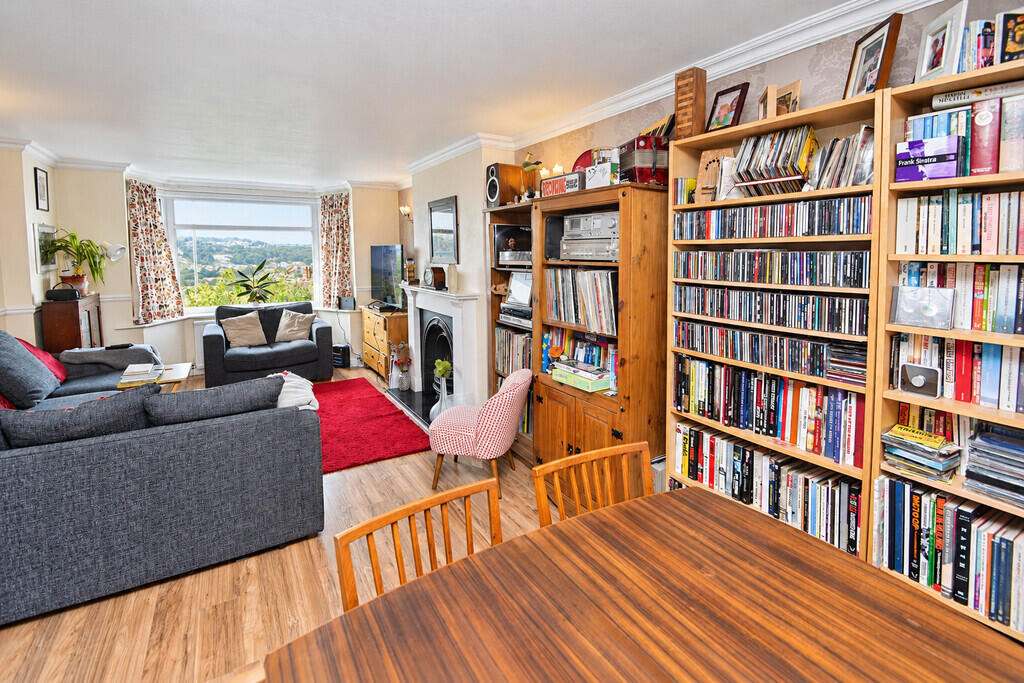 Southfield Way, Riddlesden photo 4