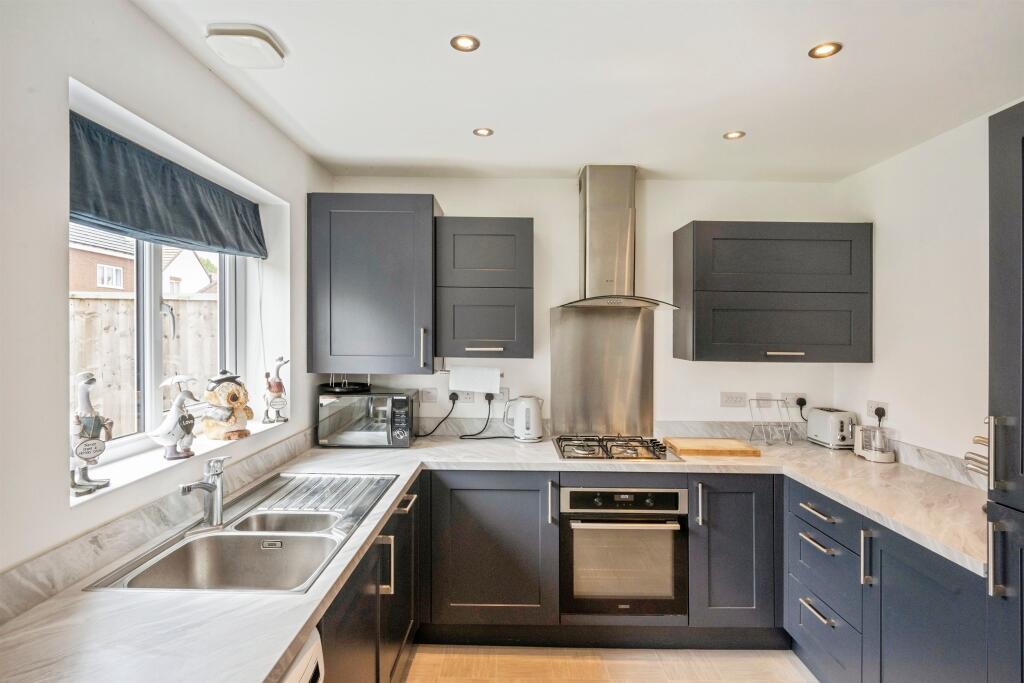 Hawk Drive, Dunsville, Doncaster - View 6
