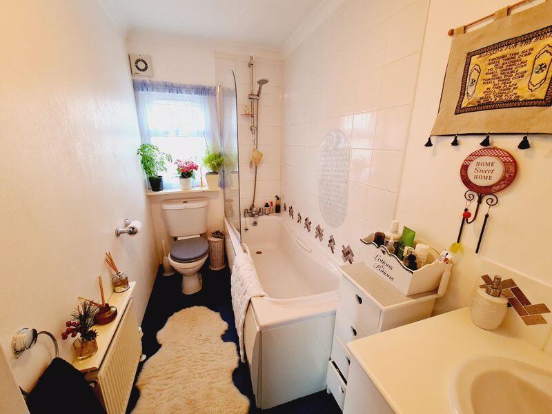 House in Hereford, Herefordshire - More