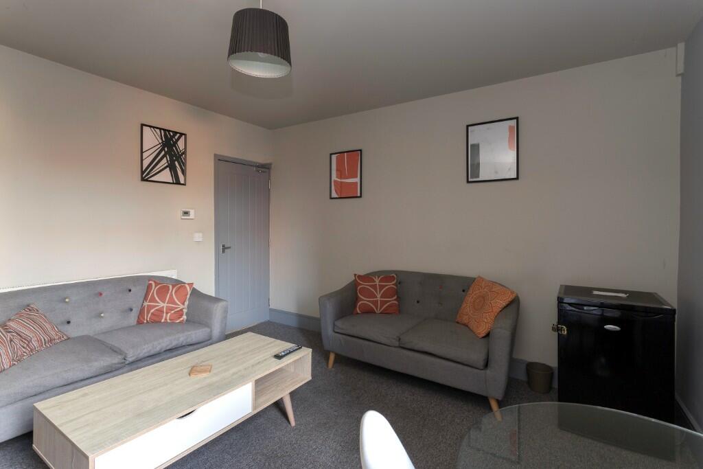 King Street, Normanton, West Yorkshire, WF6 photo 4