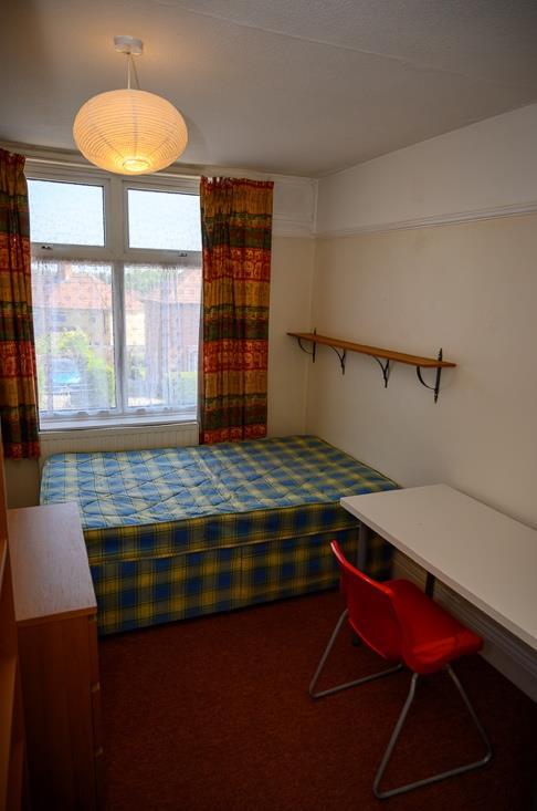 6 bedroom terraced house for rent
