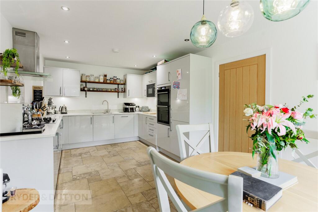 Heath Fold, Glossop, Derbyshire, SK13 photo 3