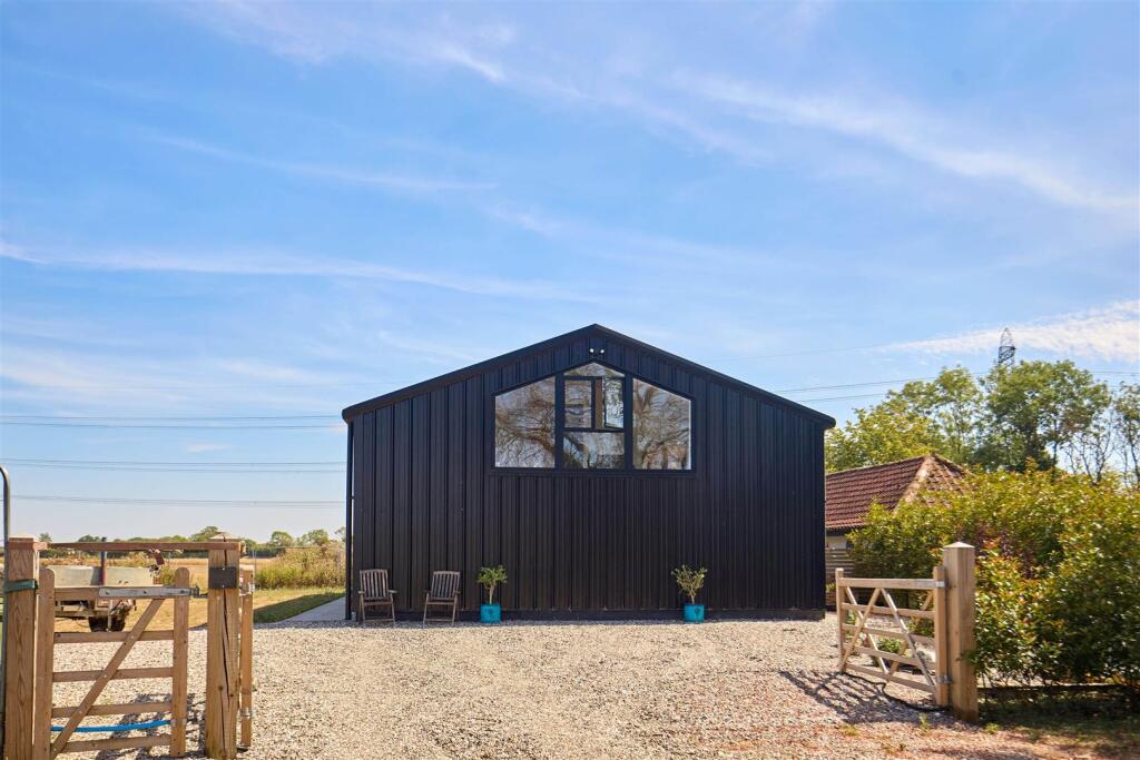 House in South Norfolk, Great Moulton - View 5