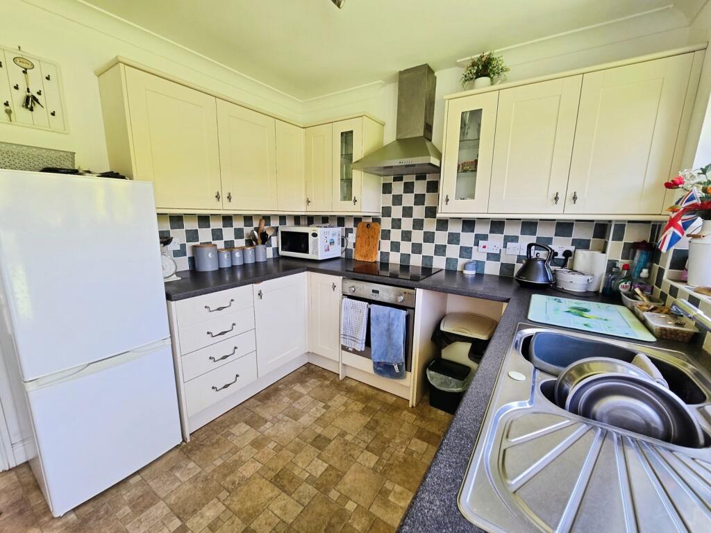 Pippins Close, Brighstone - View 6