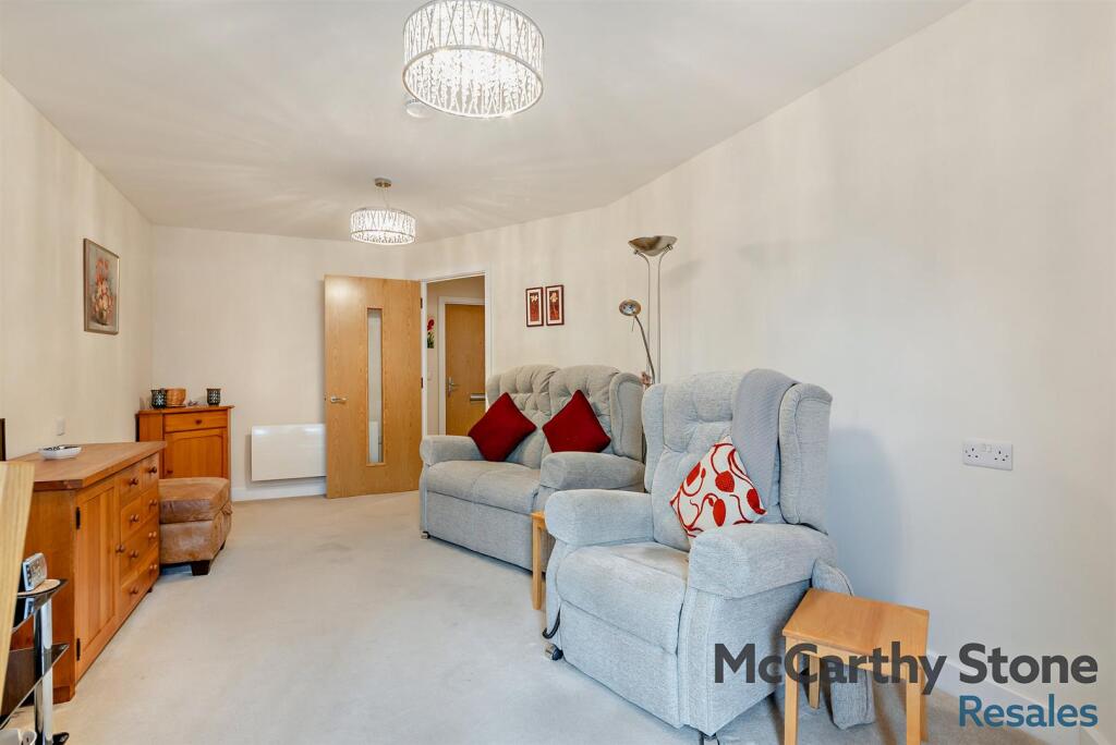 Apartment in Thatcham, Colthrop - View 3