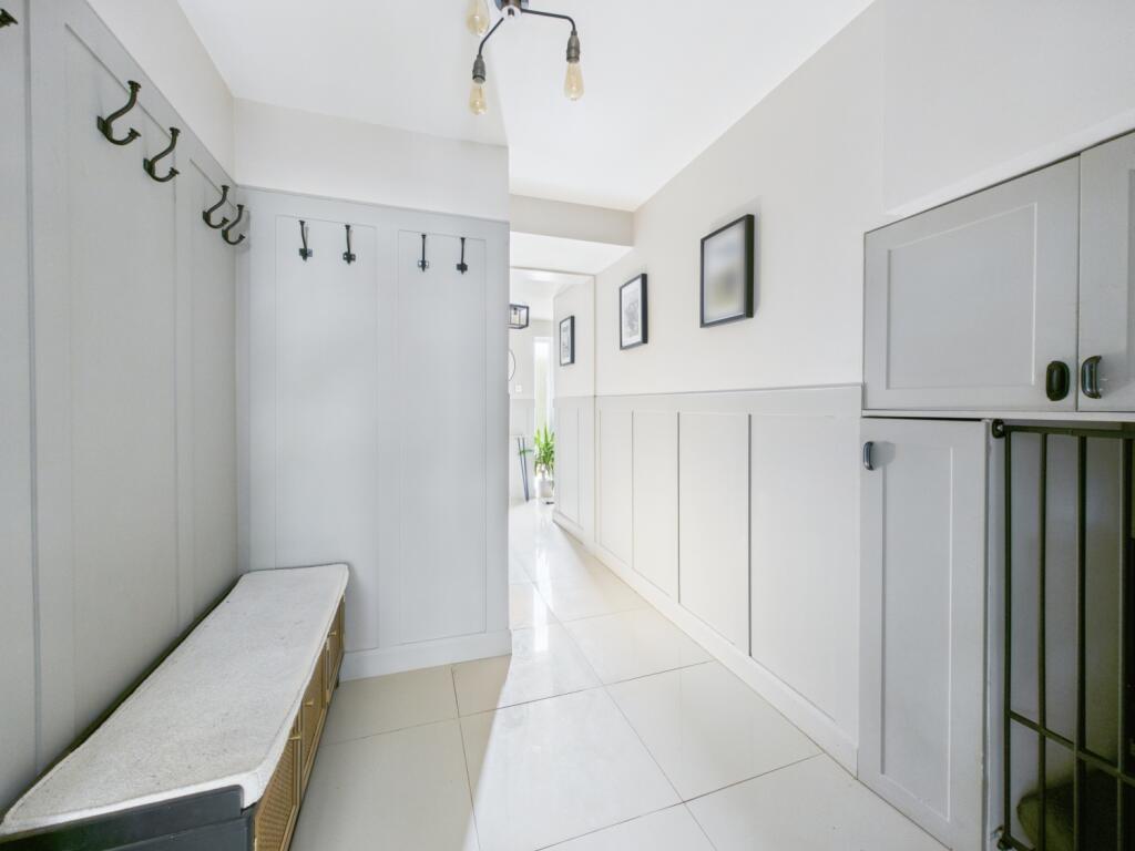 House in Duston NN5, Duston - More