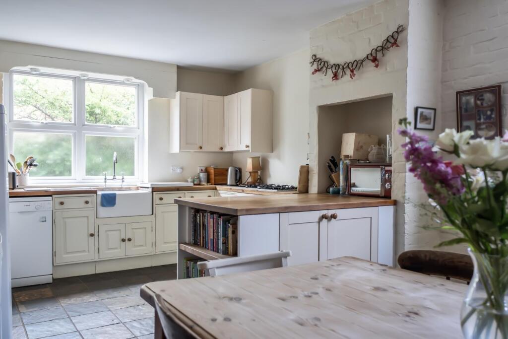 House in Tonbridge and Malling, Wateringbury - View 2