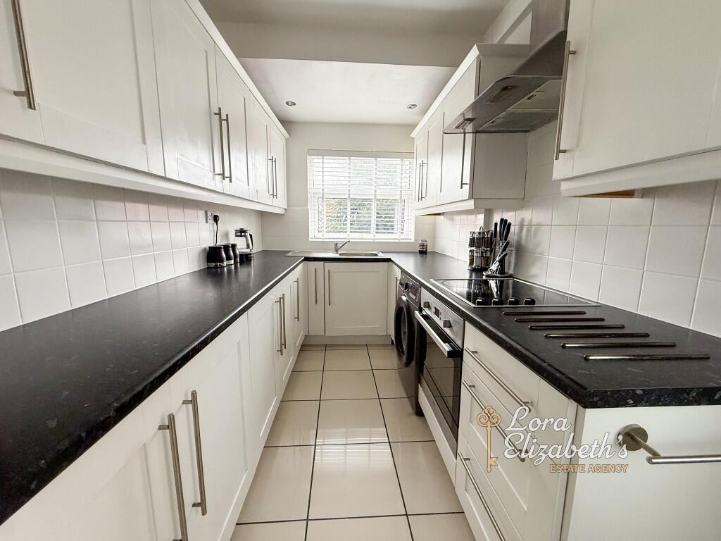 Birkland Street, Mansfield, Nottinghamshire, NG18 photo 2