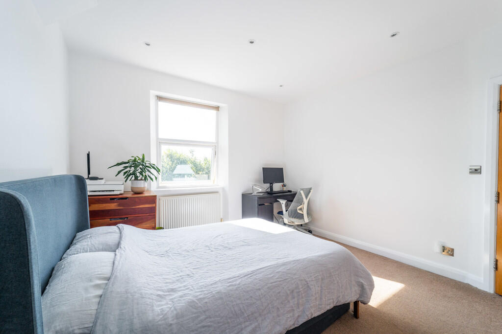 Apartment in London - More